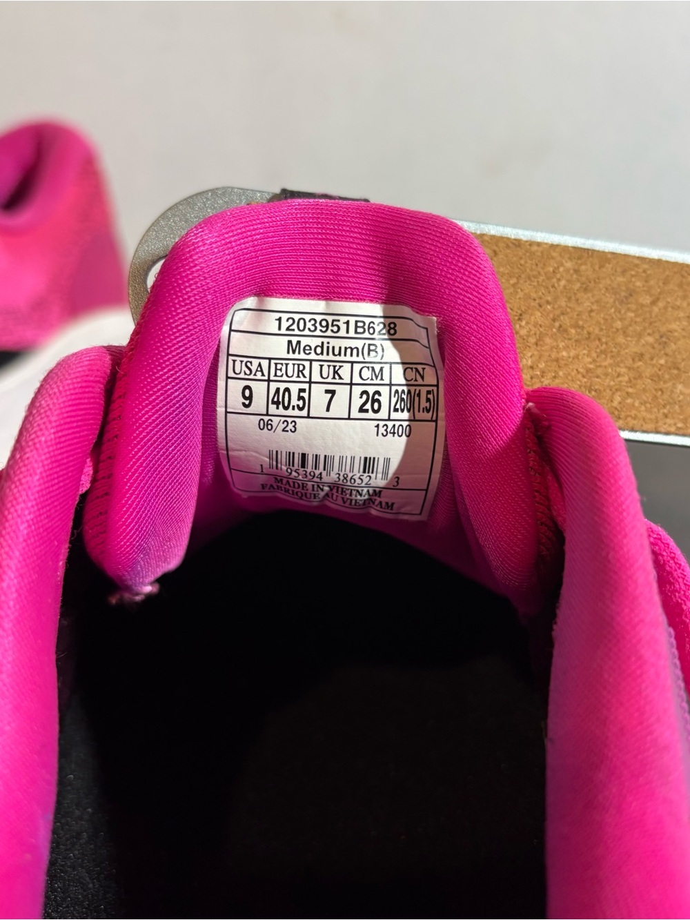 Brooks Ghost Max Shoes Womens Size 9 B Pink Mesh Running Sneakers - Picture 9 of 9